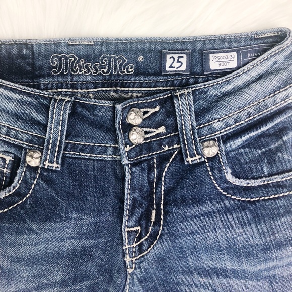 Miss Me Jeans. Size 25
Inseam- 27 inches
Rise- 6.5 - Picture 4 of 4